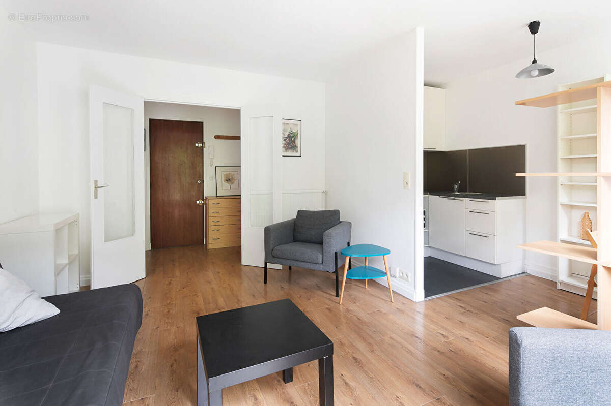 Appartement à PARIS-11E