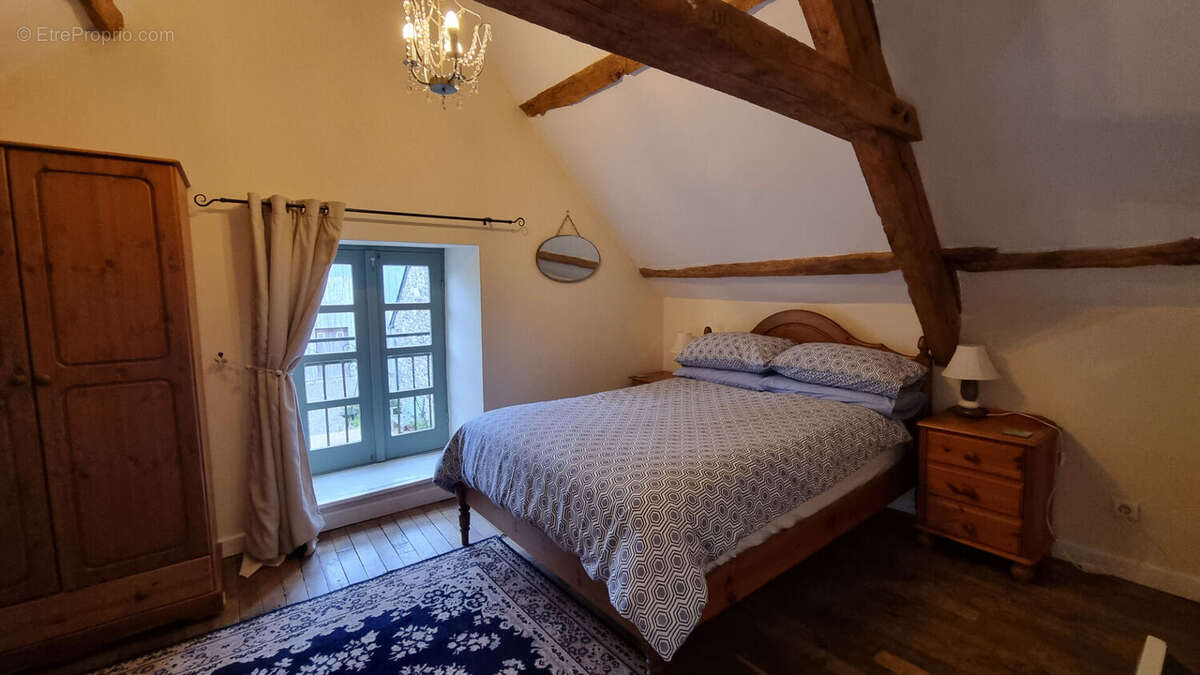 Maison à SAINT-MARTIN-DES-PRES