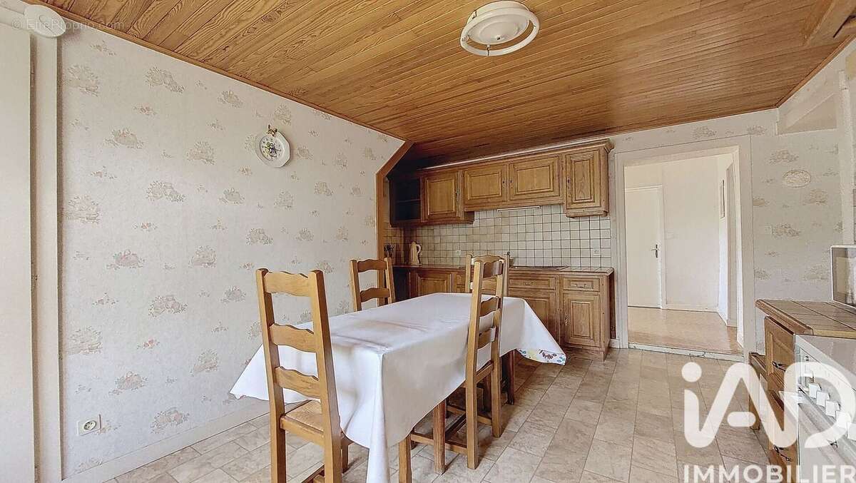 Maison 162 m² à Cendrey  - photo 3