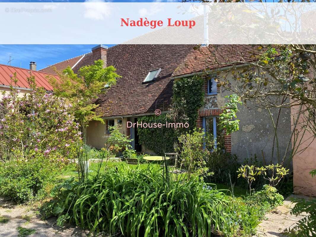 Maison à TOUCY