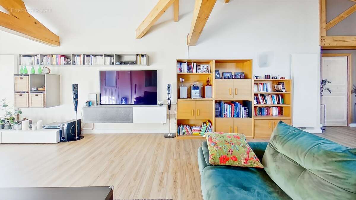 Maison à RILLIEUX-LA-PAPE