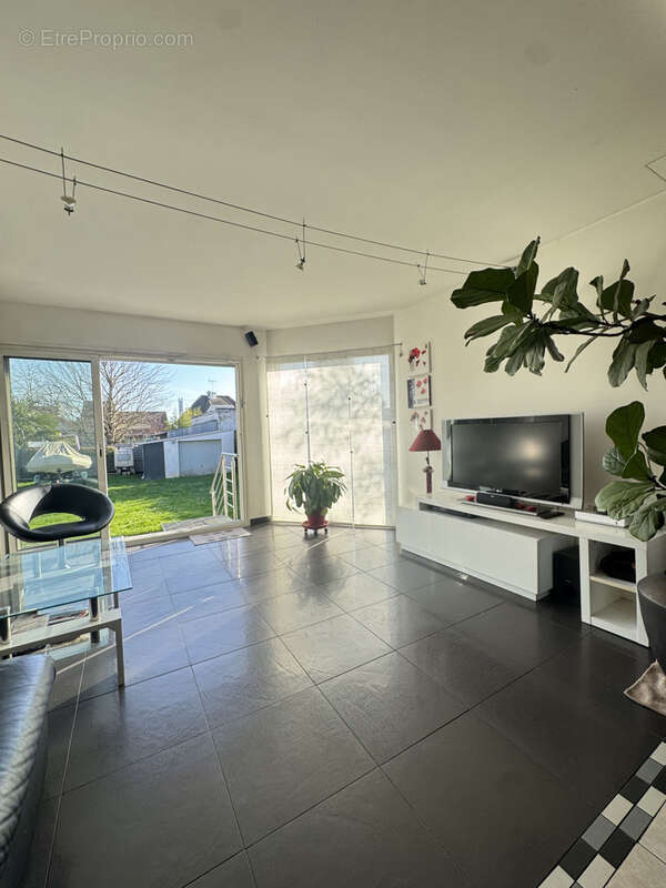 Maison à MITRY-MORY