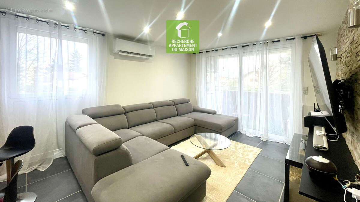 Appartement à LA VERPILLIERE