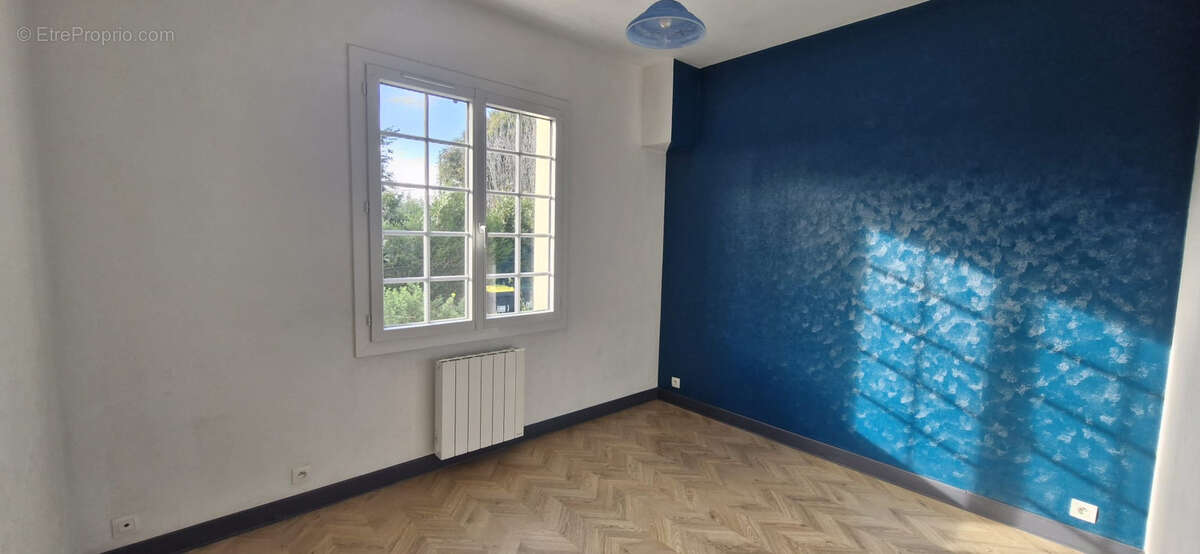 Maison à MORTAGNE-SUR-GIRONDE