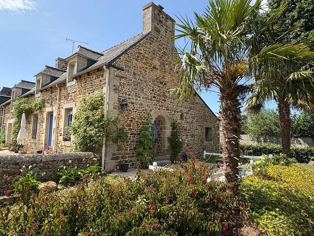 Maison à CHATELAUDREN