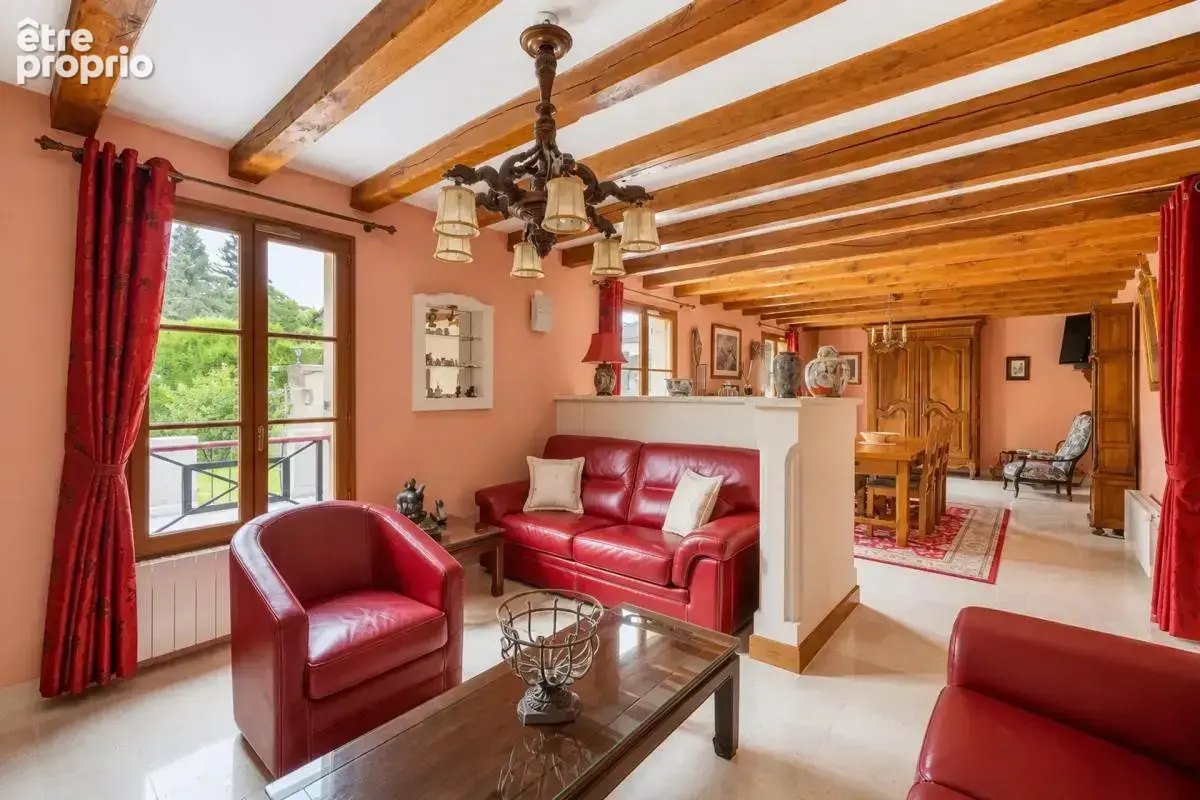 Maison de 8 pièces de 214 m² à Presles - photo 2