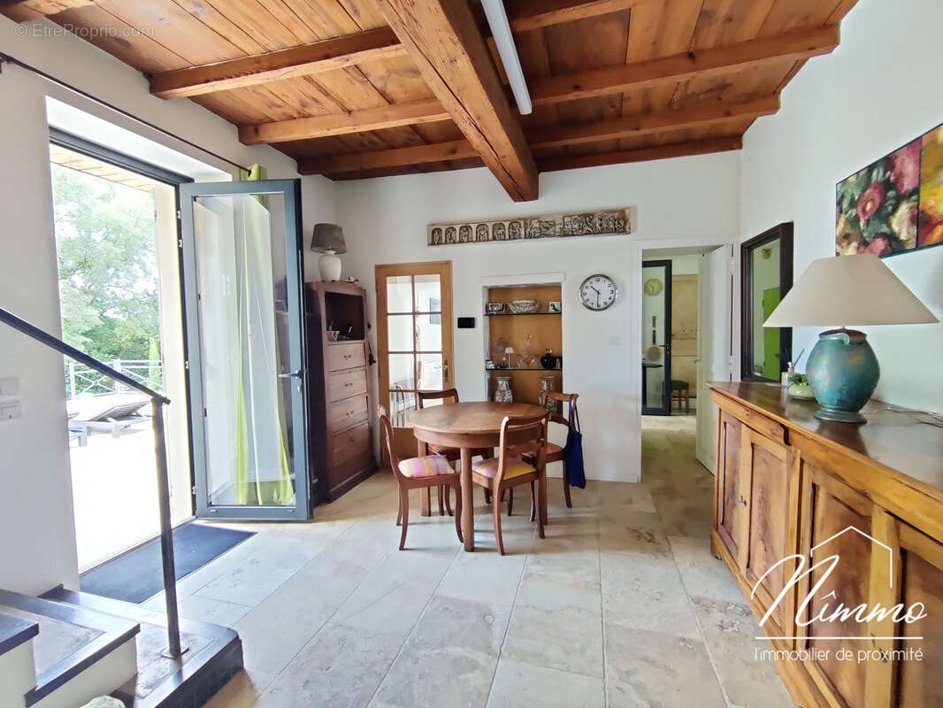 Exclusivite nimes proche castanet maison t4 terrain piscine - photo 12