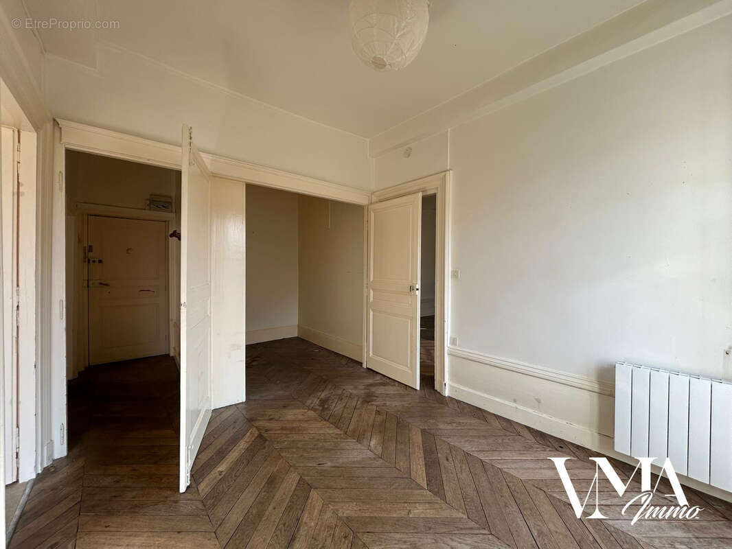 Appartement à CHESSY