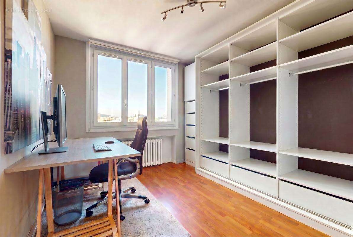Appartement à LYON-7E