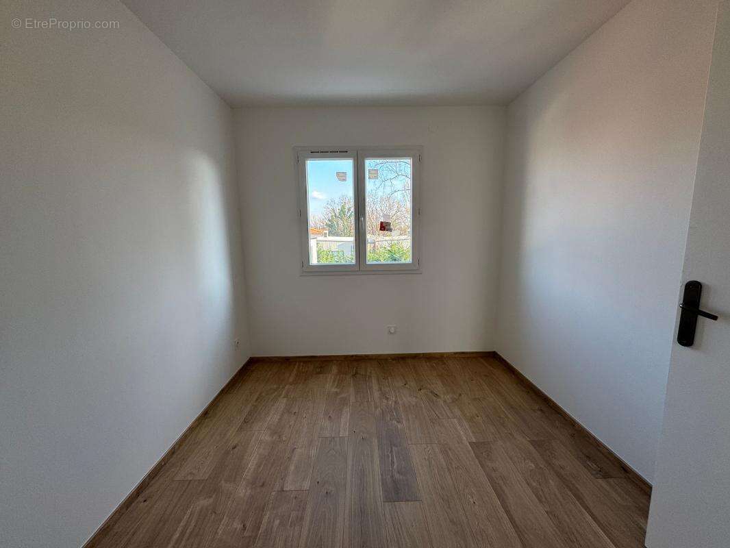 Maison à PONT-DE-CHERUY