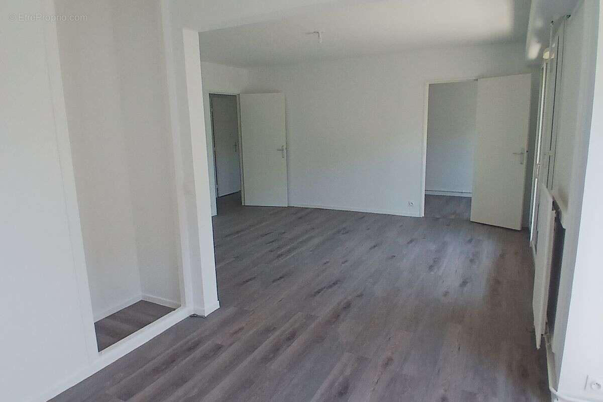 Appartement à MARSEILLE-11E