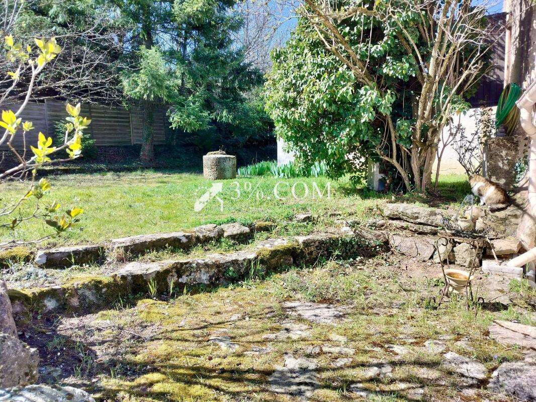 Maison à SAINT-ROMAIN-DE-LERPS