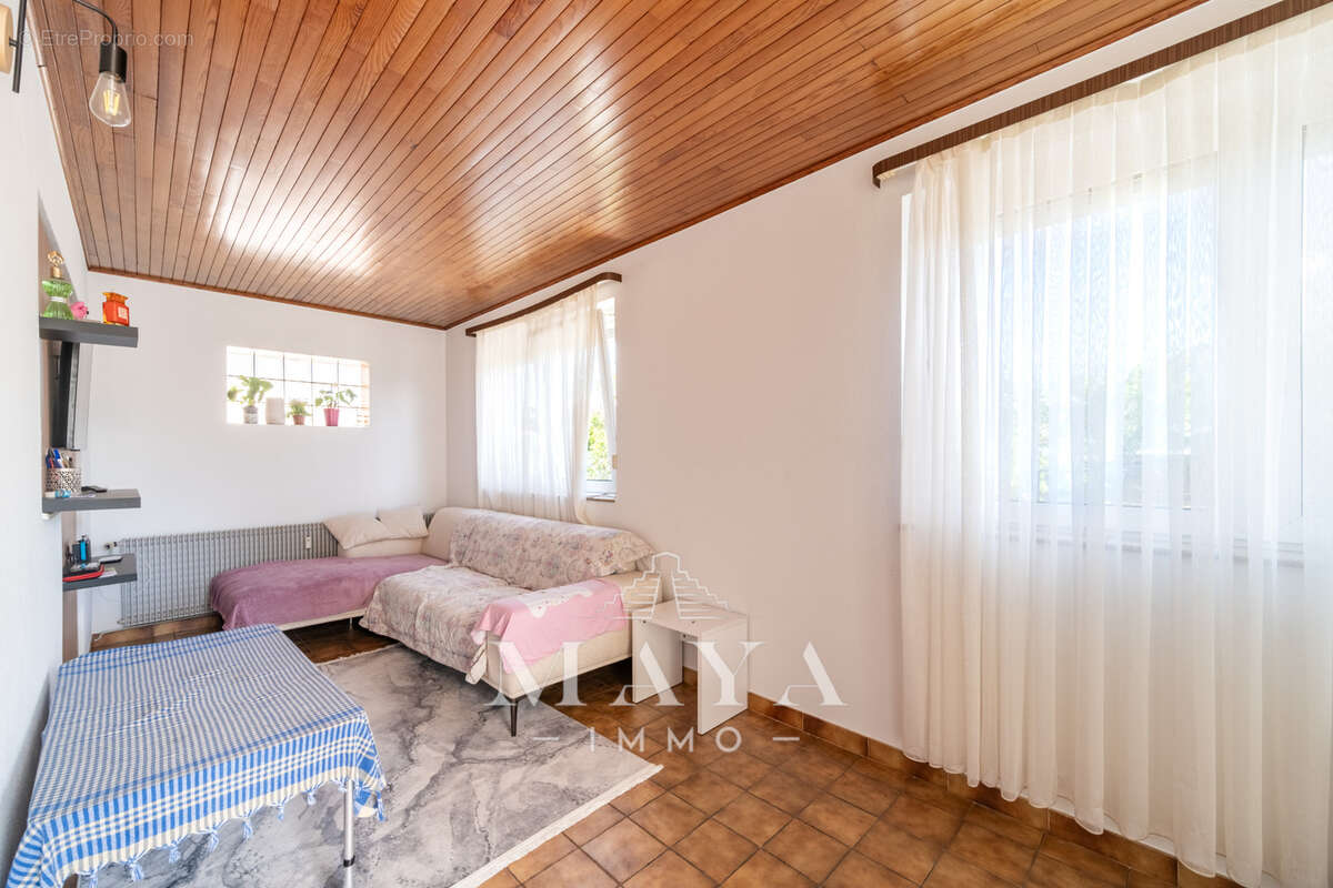 RIXHEIM - maison avec 2 appartements - photo 11
