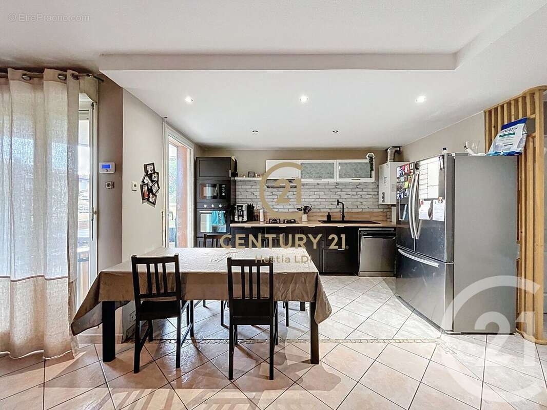 Appartement à VENISSIEUX