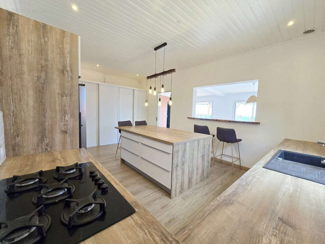 Maison à L'ETANG-SALE