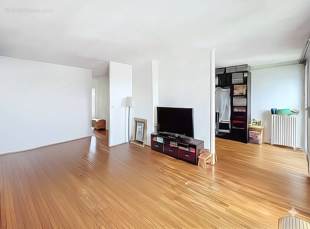 Appartement à MONTROUGE
