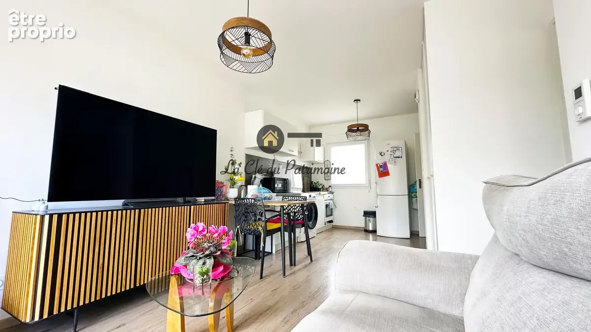 T2 rez de chaussee - jardin - parking - residence securisee - photo 2