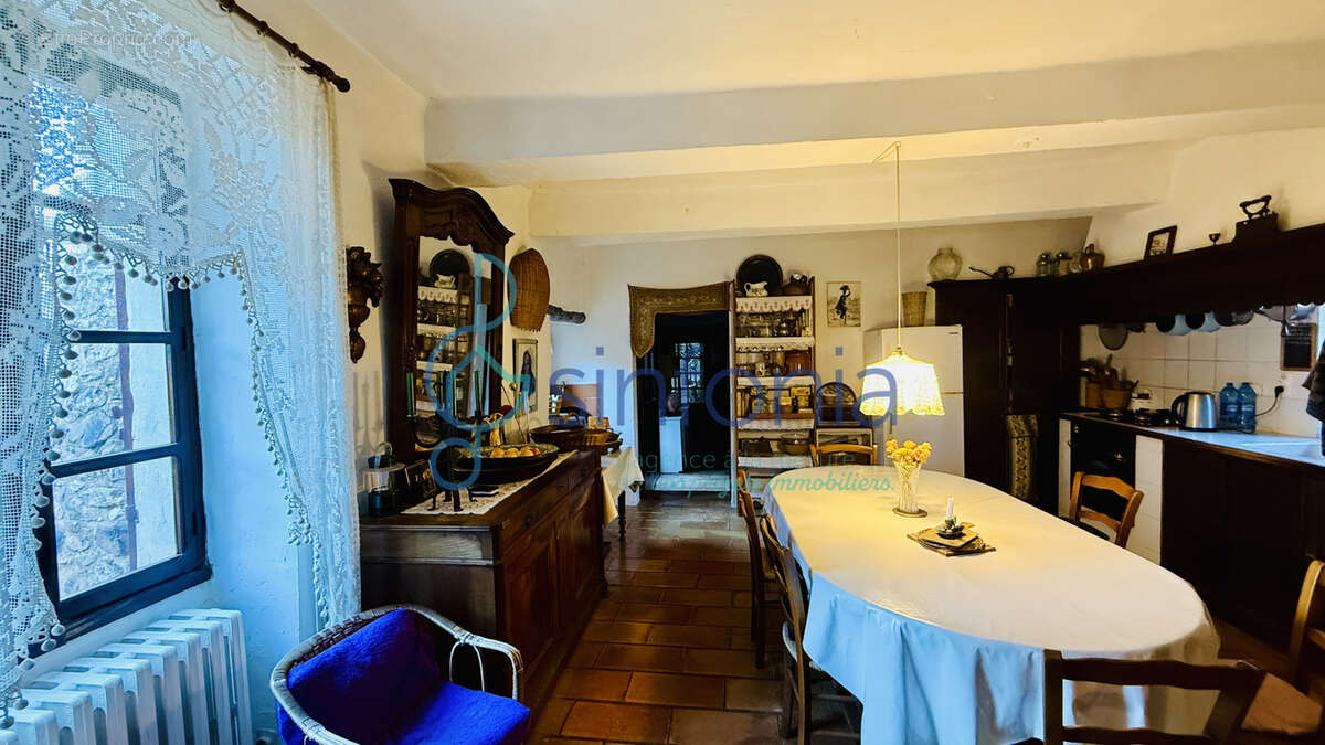 Maison à UZES