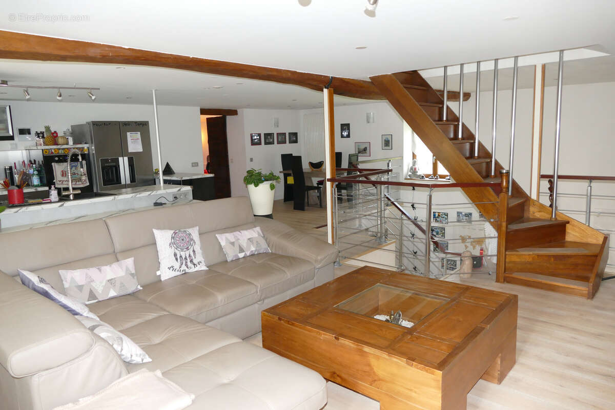 Maison à HOUDAN