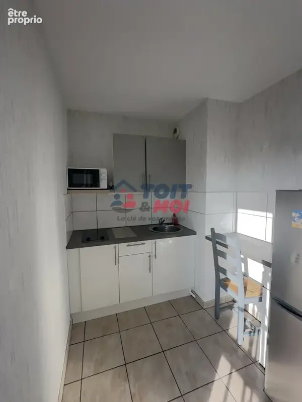 Vesoul centre-ville   Appartement 26,80 m2 avec cave et ascenseur - photo 3