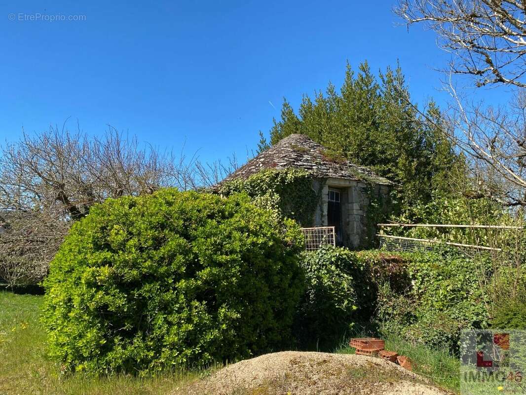 Maison à CARENNAC