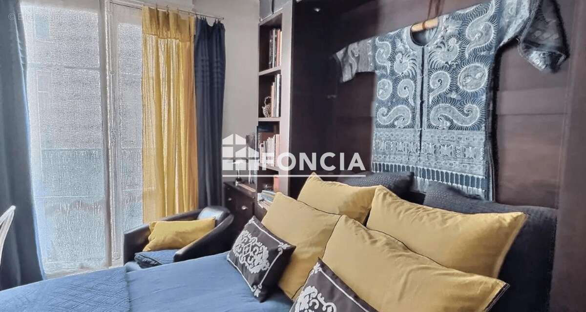 Appartement à PARIS-19E