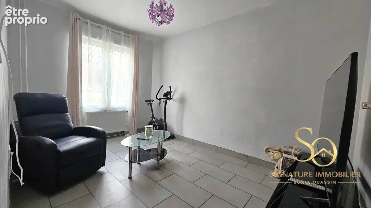 Exclusivité : Maison avec terrasse, jardin et garage à Épernay - photo 7
