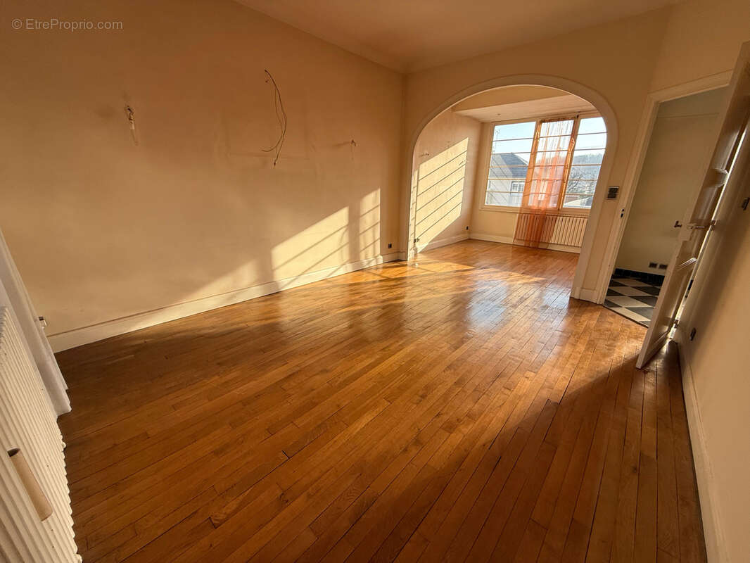 Maison à BELLERIVE-SUR-ALLIER