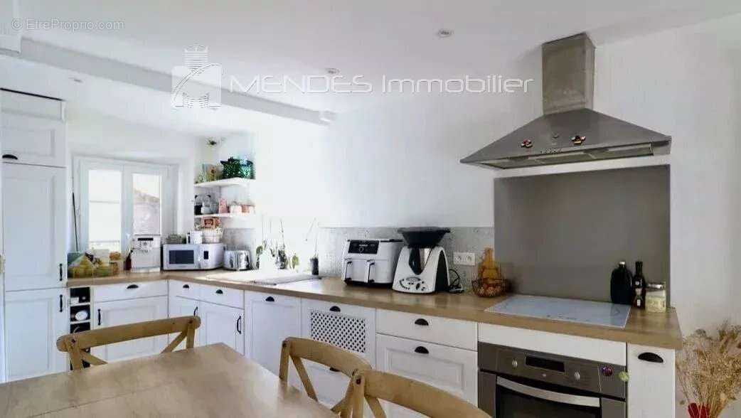 Appartement à LA TURBIE