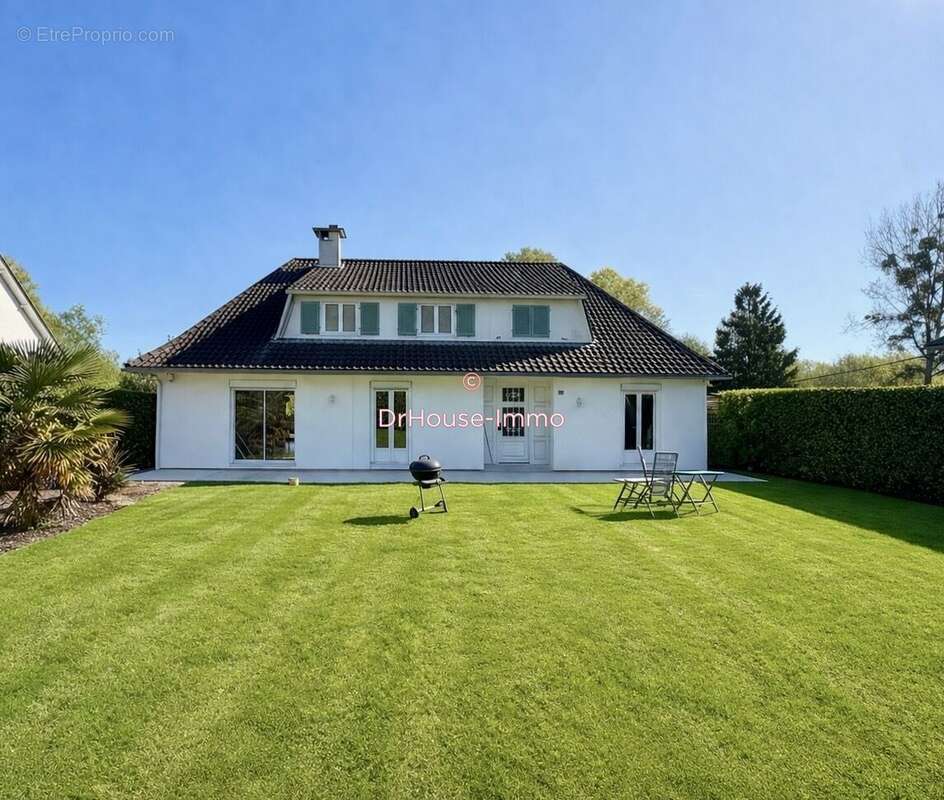 Maison à ARQUES-LA-BATAILLE