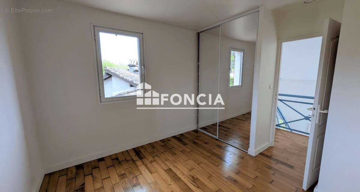 Maison à ANTONNE-ET-TRIGONANT