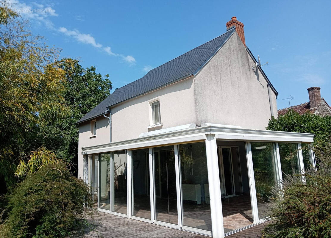 Maison à SAINT-PRIEST-LA-MARCHE