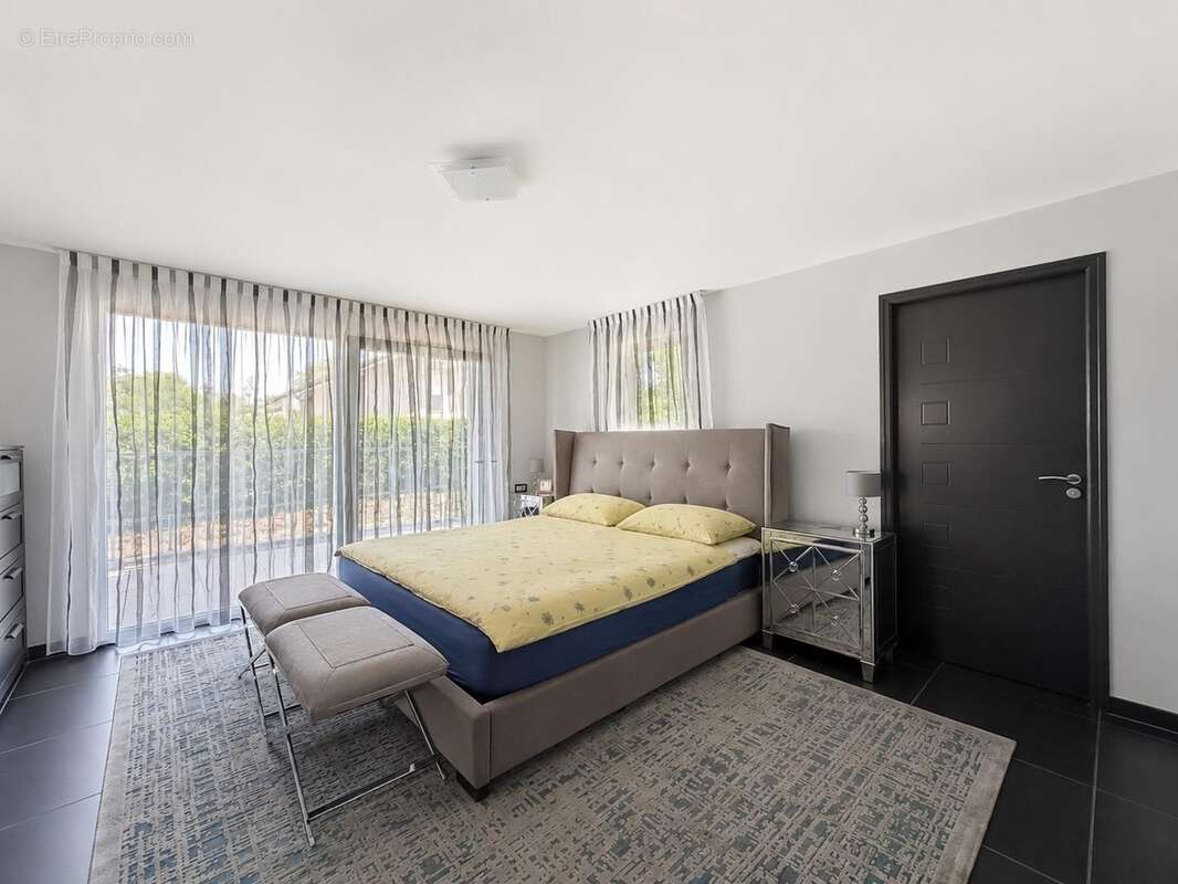 Belle villa familiale 200m2 4 chambres à CHENS SUR LEMAN (74) - photo 8