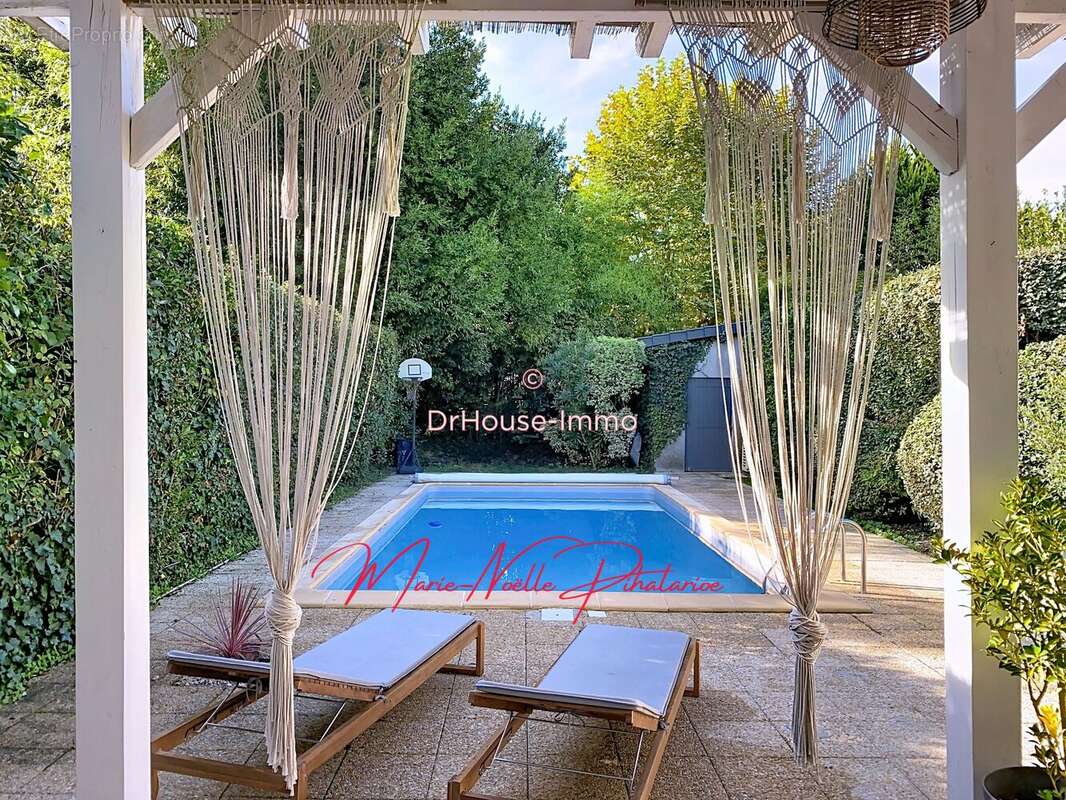 Maison à SAINT-MEDARD-EN-JALLES