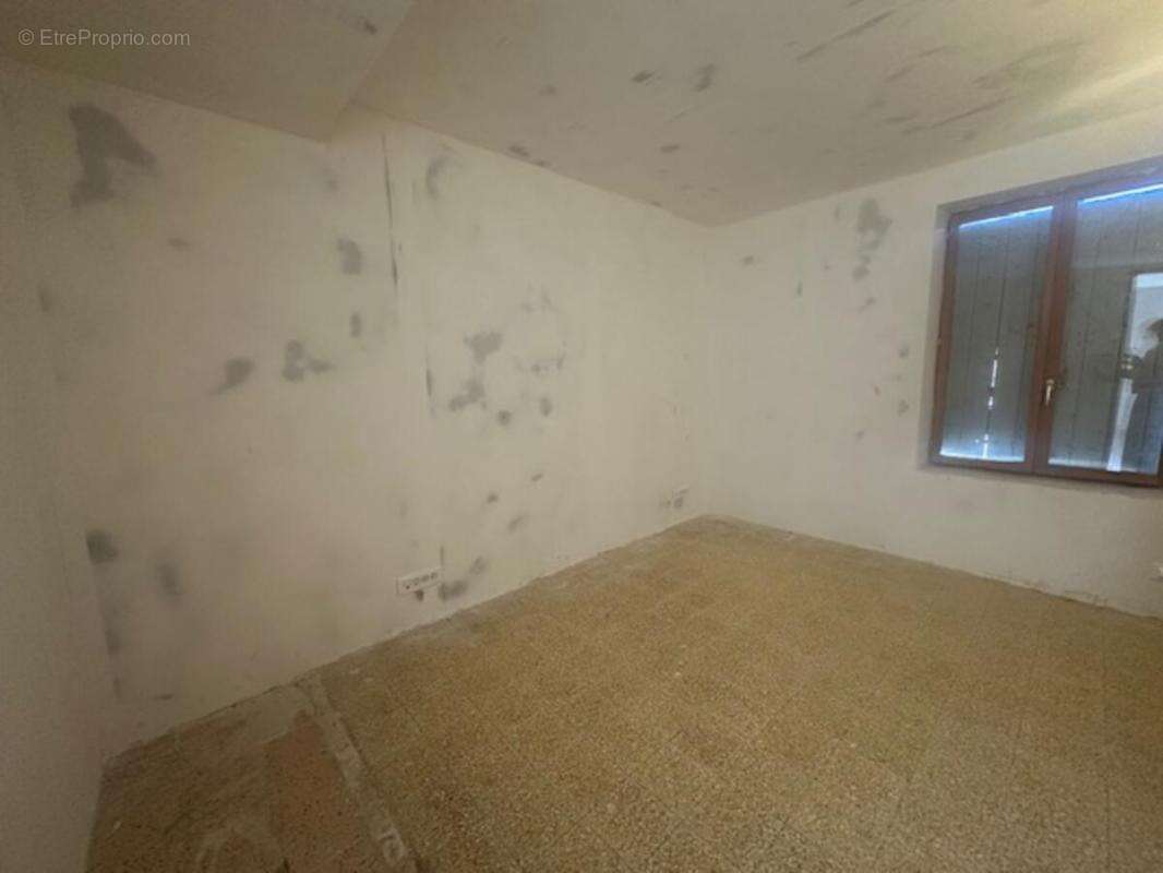 Maison à BAZOCHES-LES-HAUTES