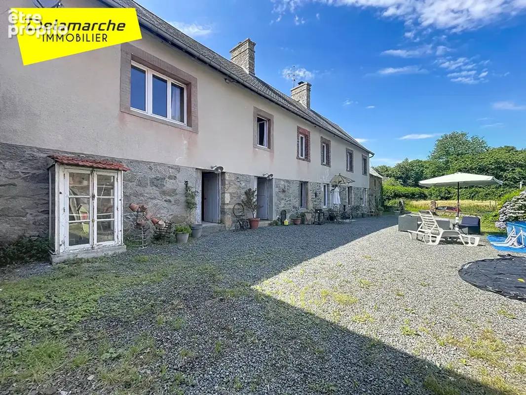 Photo Maison à Saint-Sauveur-Lendelin au prix de 191 000€