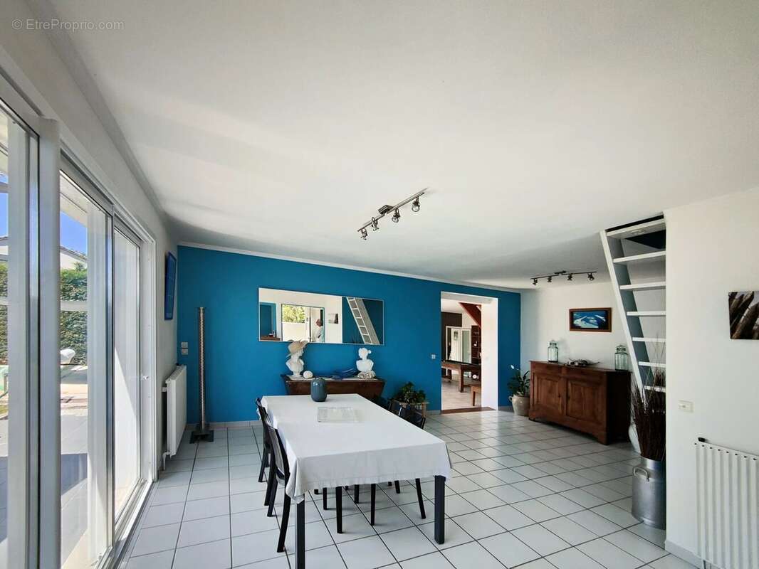 Maison à MARTILLAC