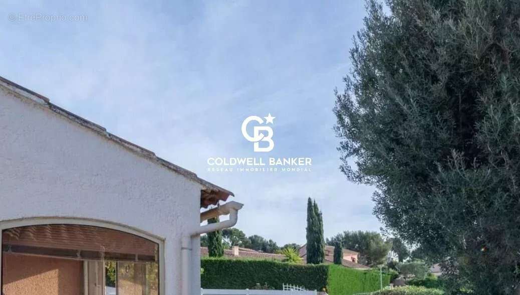 Maison à BORMES-LES-MIMOSAS