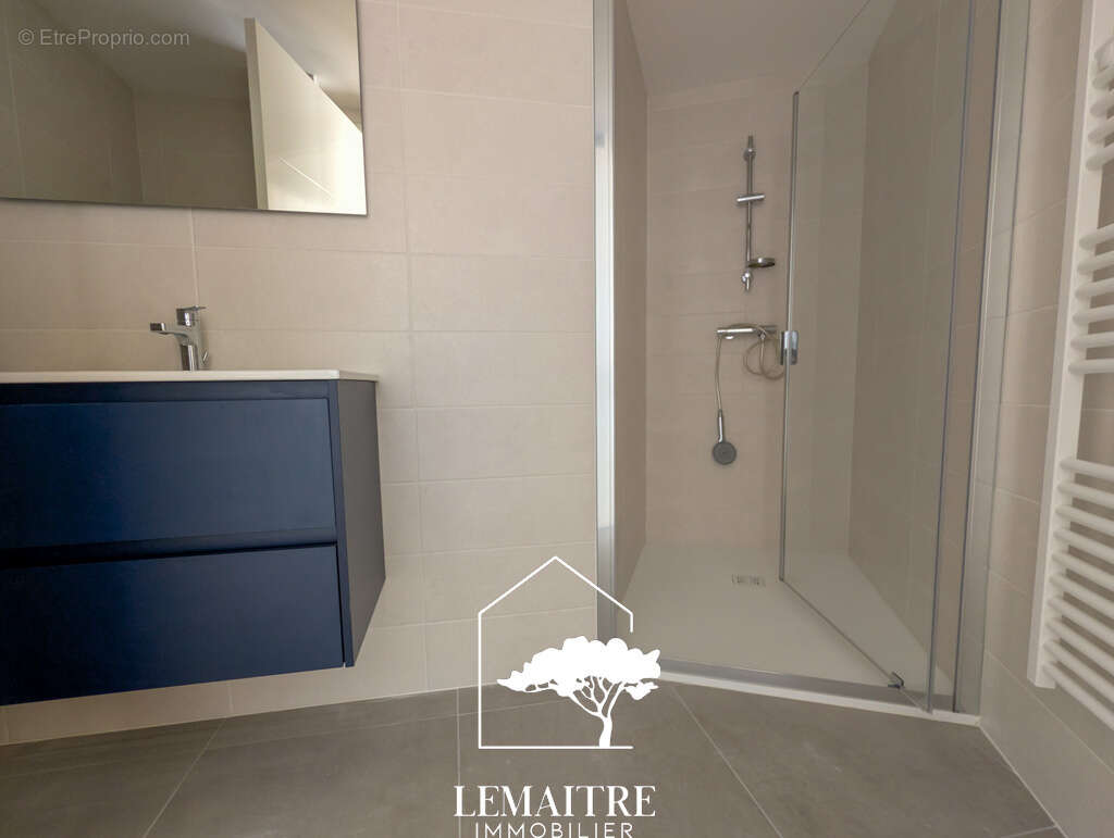 Appartement à LES MATHES