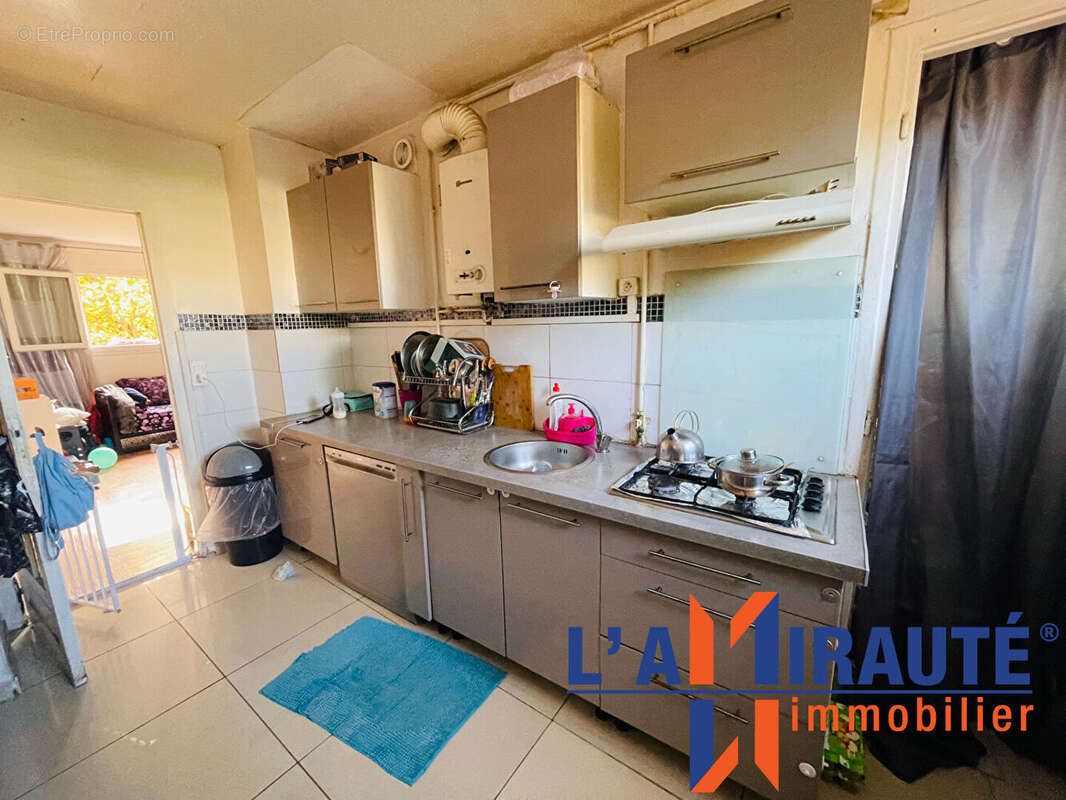 Appartement à SARTROUVILLE