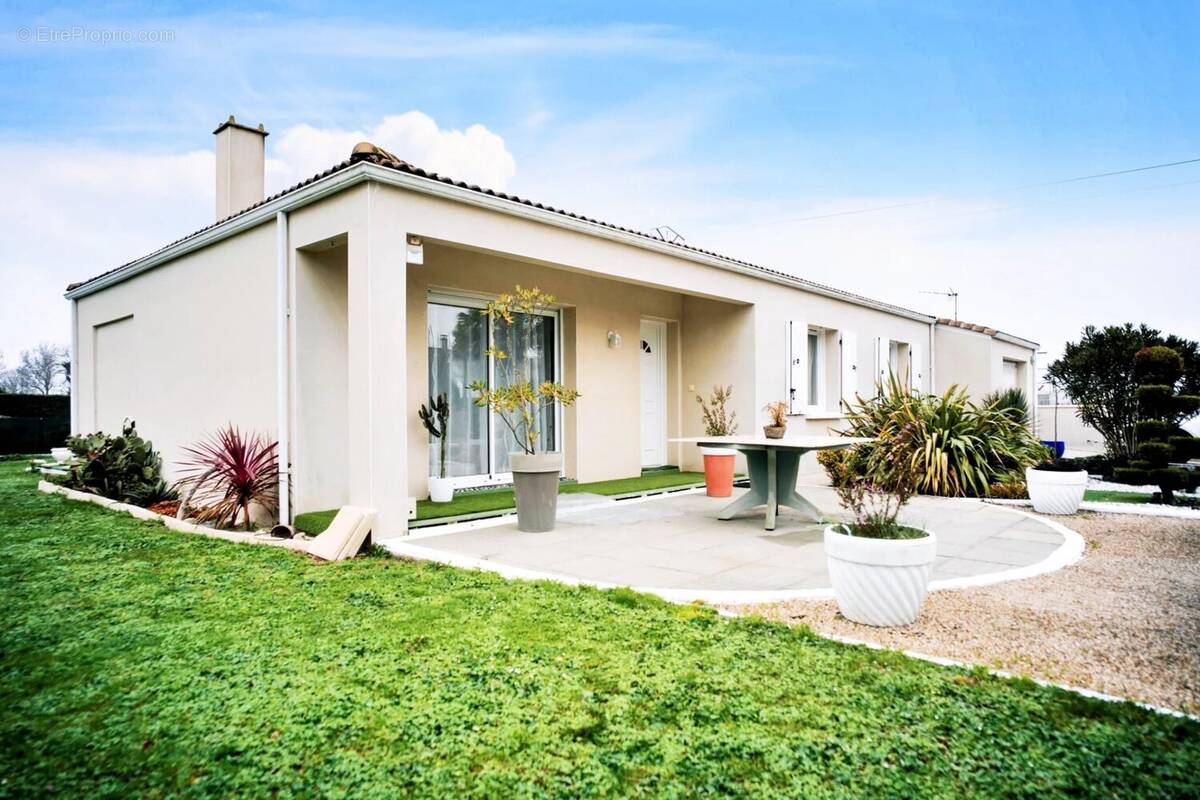 Maison à SAINT-GEORGES-DE-DIDONNE