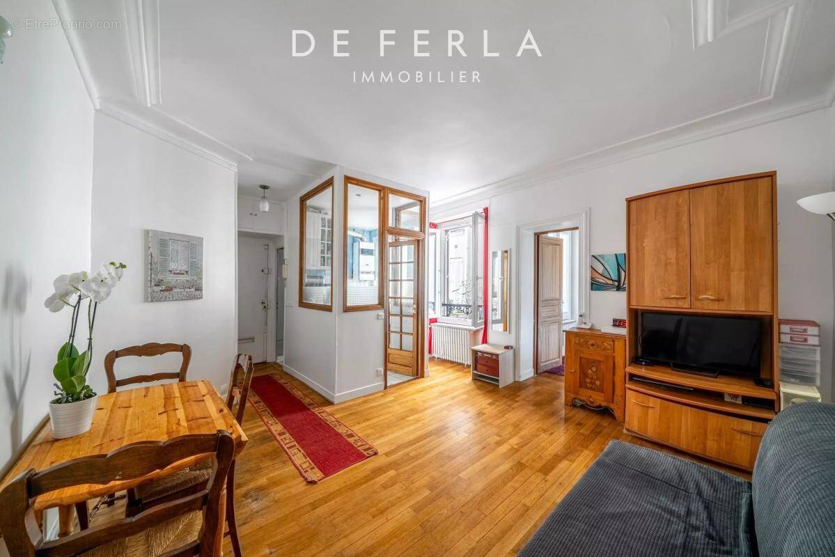 Appartement à PARIS-7E
