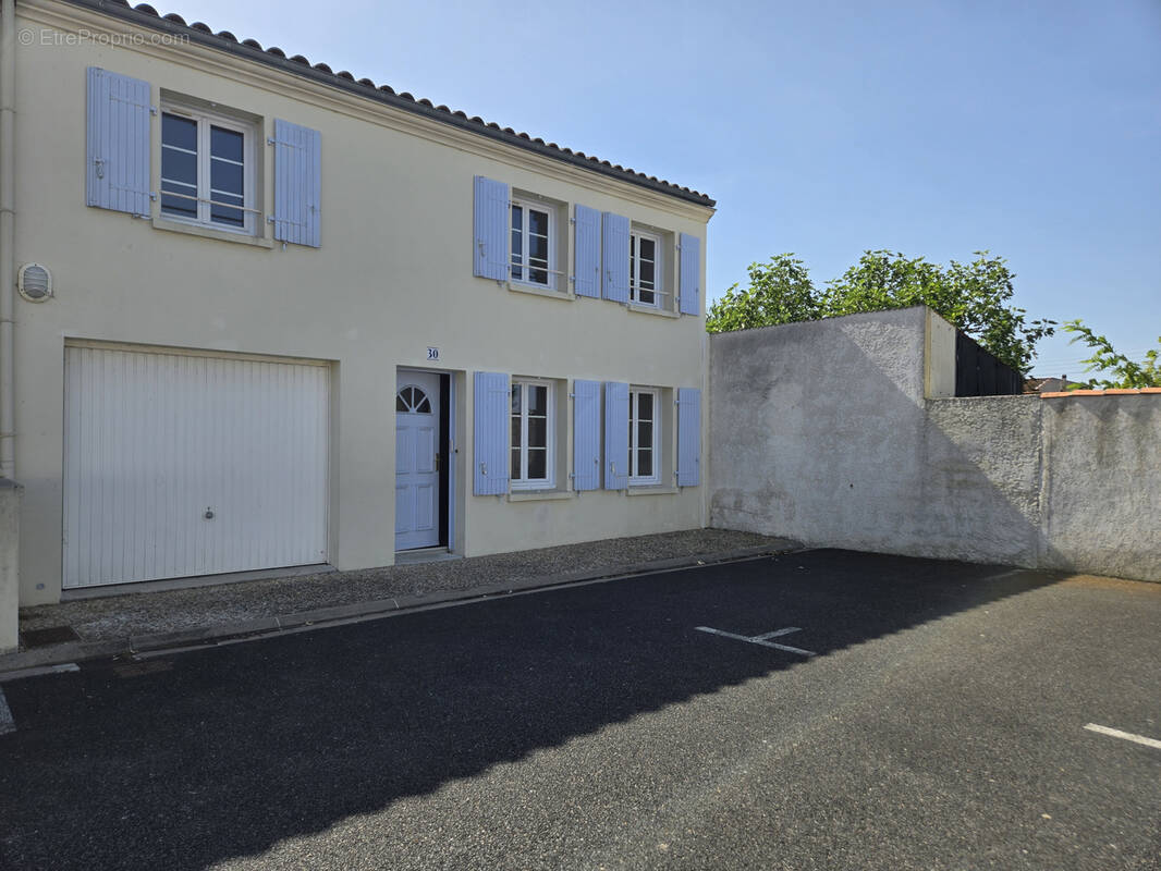 Maison à ROCHEFORT