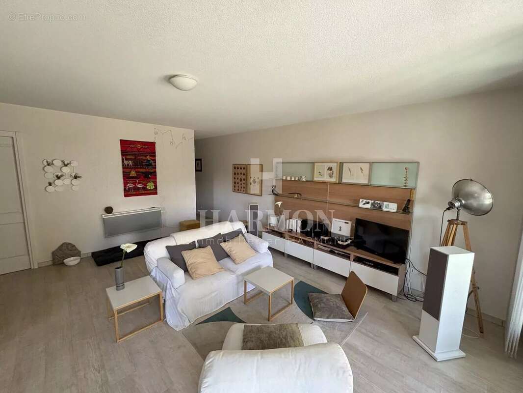 Appartement à OLORON-SAINTE-MARIE