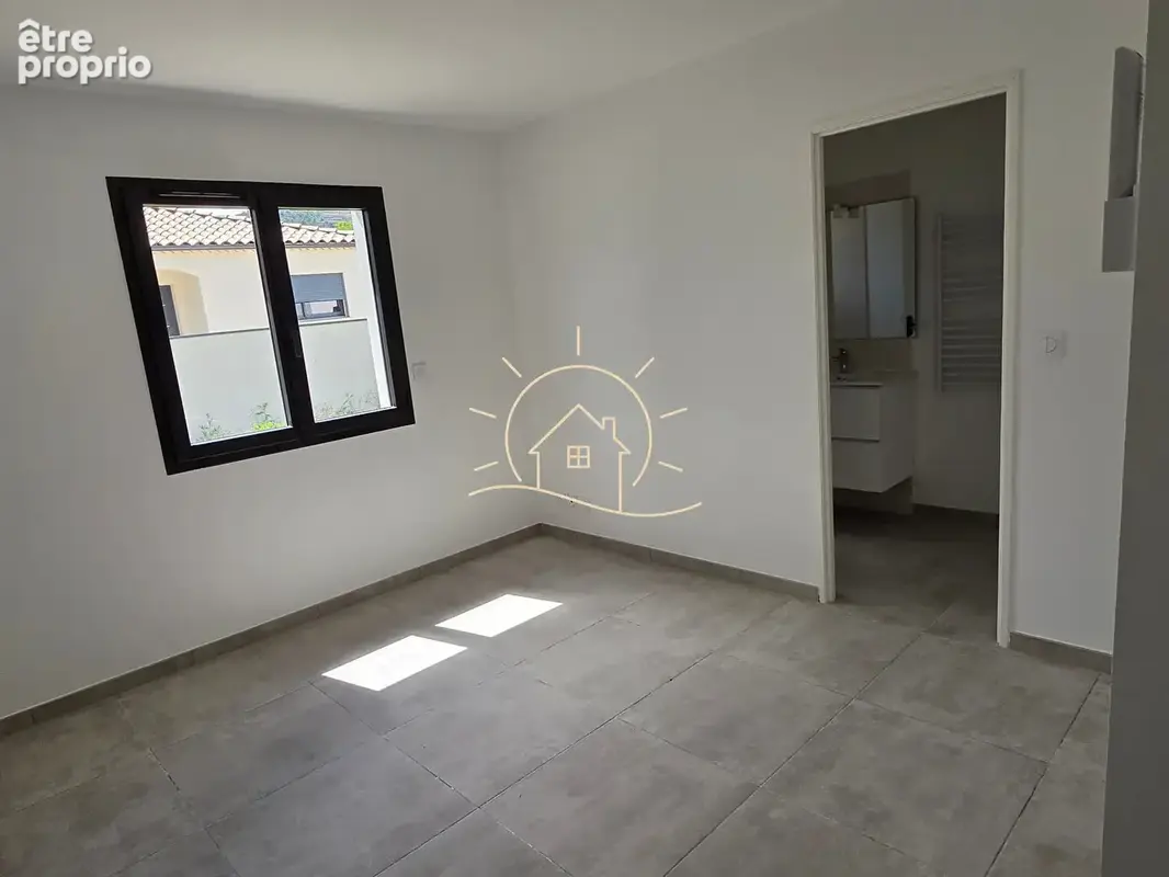 RUOMS - Villa neuve de plain-pied, toit plat - photo 4
