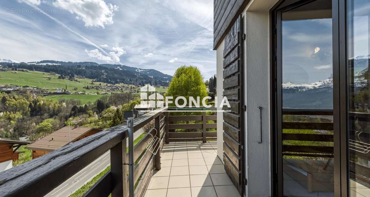 Appartement à COMBLOUX
