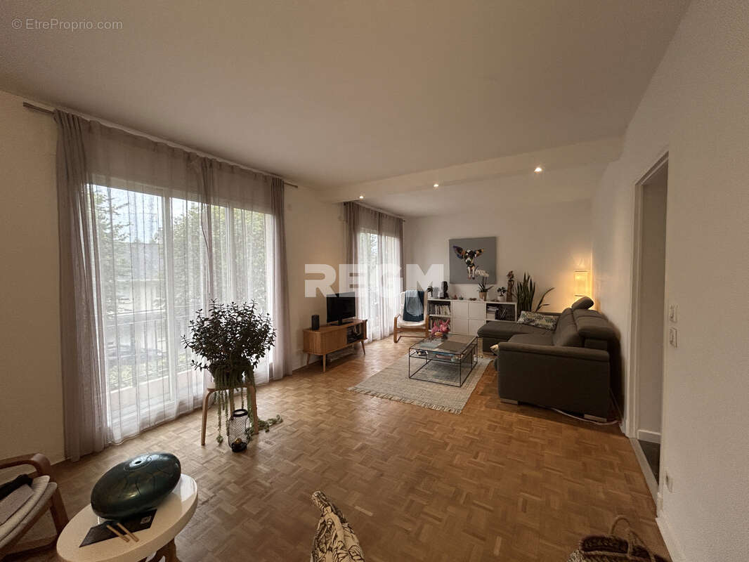 Appartement à BILLERE
