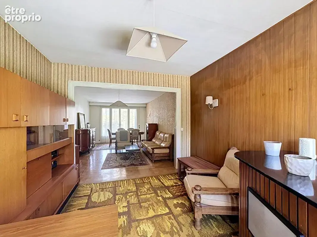 Famille nombreuse, projet intergénérationnel, profession libérale ou investissement locatif ? Cette maison répond à toutes vos e - photo 4