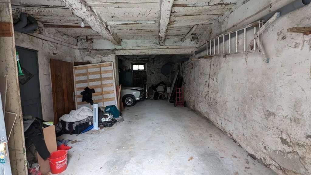 MONTFORT SUR ARGENS - Appartement 75m² 2 CH + garage et grenier - photo 6