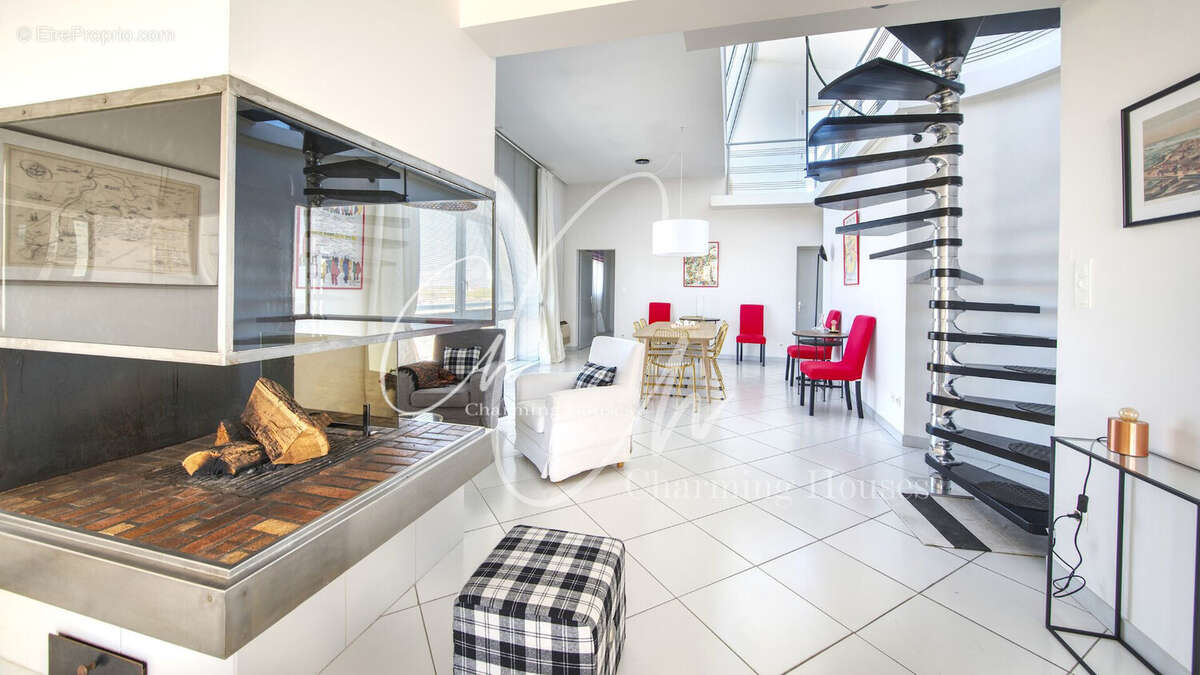 Appartement à ARLES